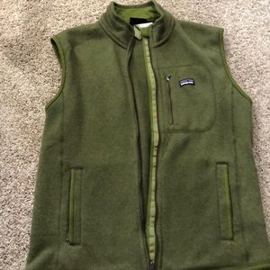 Men’s Patagonia sweater full zip vest. Good used condition large
